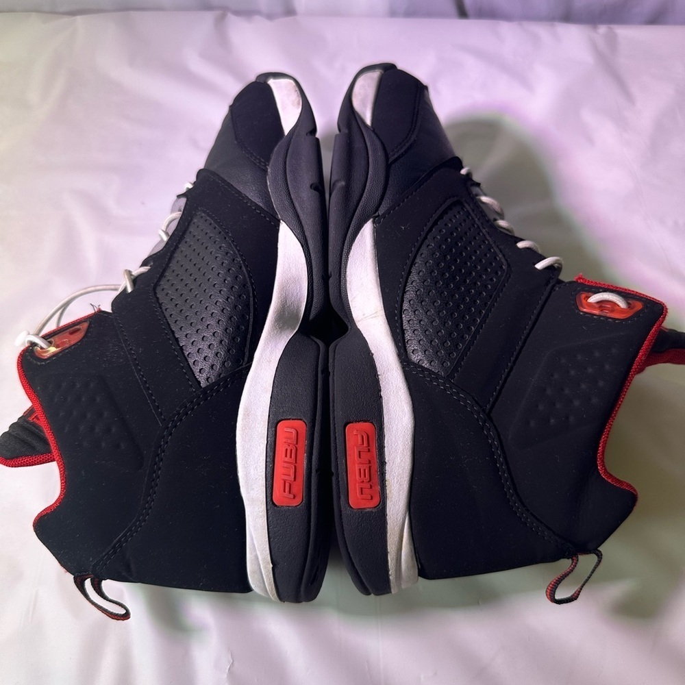 FUBU Men's Athletic Shoes in Black and Red - Picture 15 of 15
